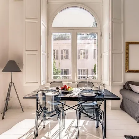 דירה Aweshome Spagna White Fair Loft