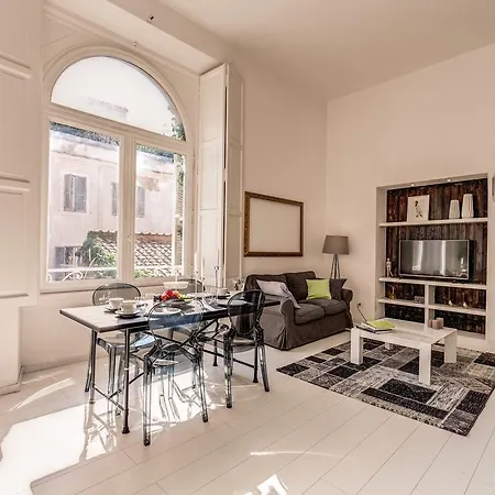 דירה Aweshome Spagna White Fair Loft רומא