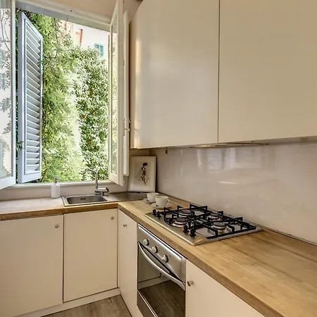 Aweshome Spagna White Fair Loft