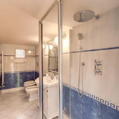 Aweshome Spagna White Fair Loft דירה