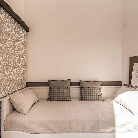 Aweshome Spagna White Fair Loft Διαμέρισμα